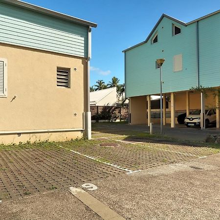 Exceptionnel ! Le Kazuarina, Tres Bel Apt F3 A 50M De La Plage De La Saline Les Bains Exterior foto